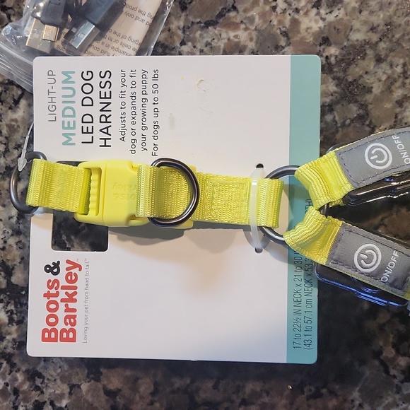 LED Rechargeable Dog Harness Light up Boots and Barkley Size MEDIUM NEW w tags - Picture 3 of 8